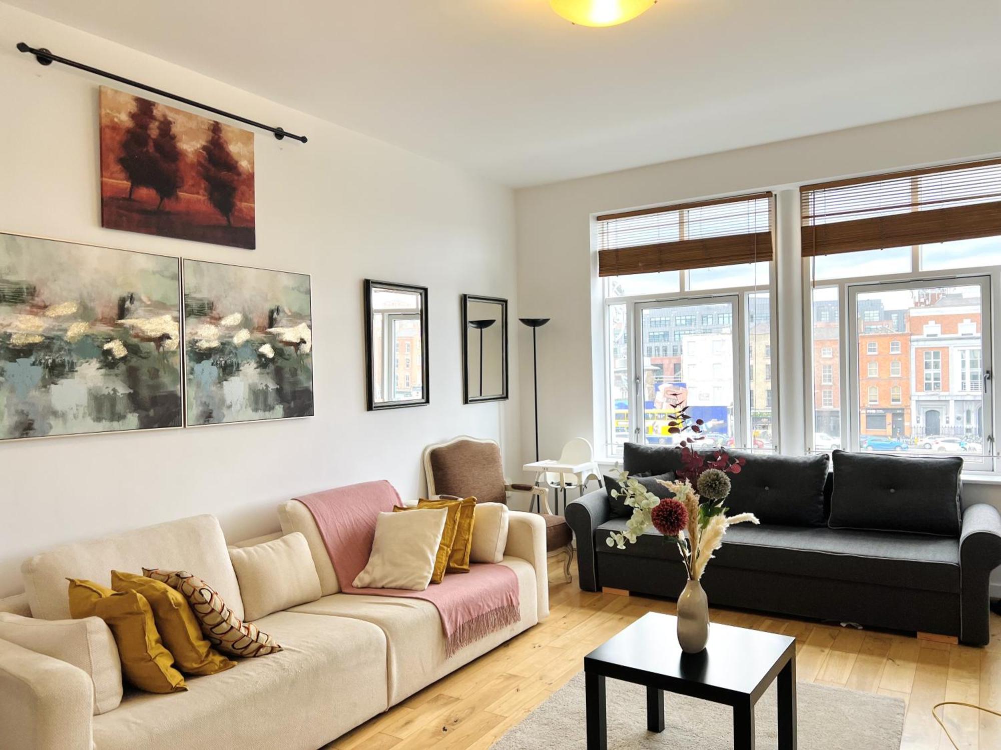 Cosy River View Flat At Temple Bar Dublin Exterior foto
